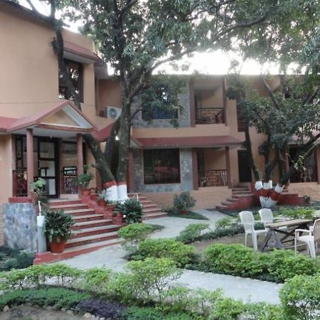 Hôtel Krishna Wilderness Retreat à Rāmnagar Extérieur photo