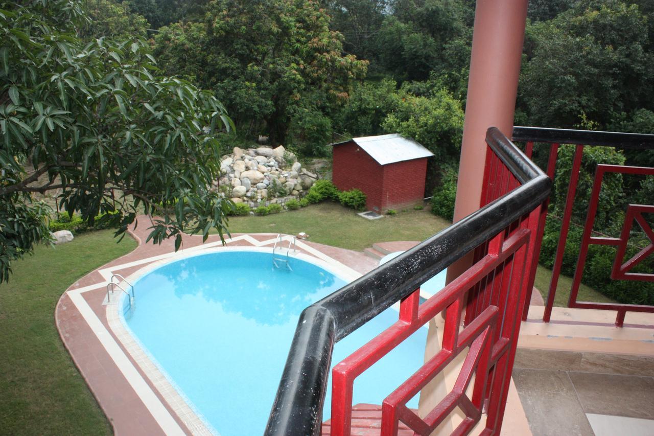 Hôtel Krishna Wilderness Retreat à Rāmnagar Extérieur photo